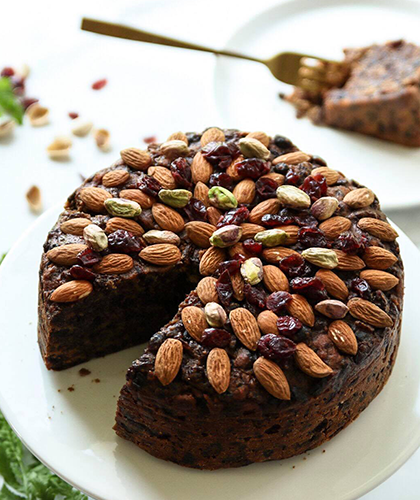 Gluten Free & Vegan Christmas Cake