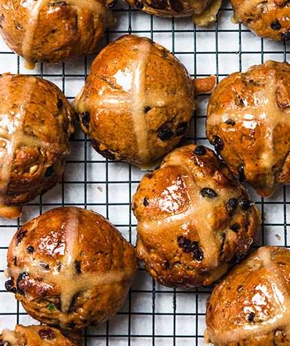 Vegan Hot Cross Buns