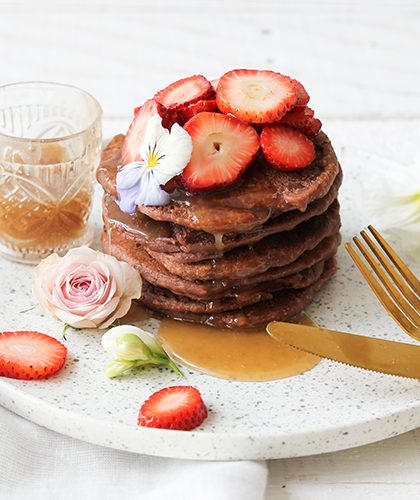 cacao pancakes with coconut caramel sauce