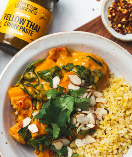 sweet potato, chickpea & spinach curry